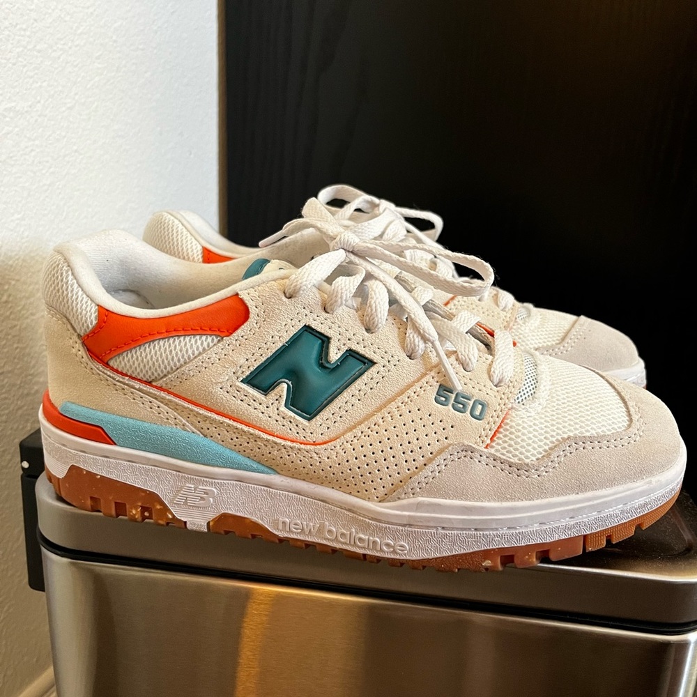 New Balance 550